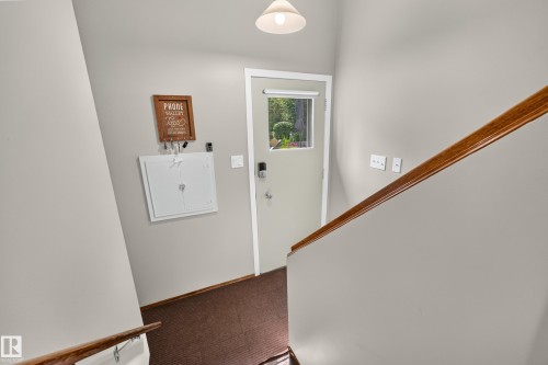 11727 27 Avenue Nw, Edmonton, AB - Indoor Photo Showing Other Room