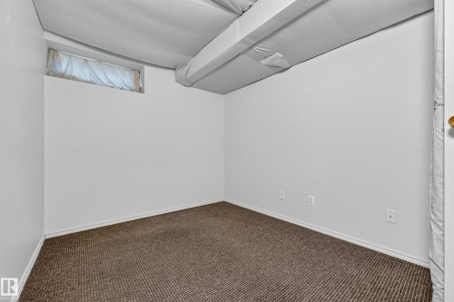 11727 27 Avenue Nw, Edmonton, AB - Indoor Photo Showing Other Room