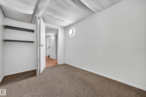 11727 27 Avenue Nw, Edmonton, AB - Indoor Photo Showing Other Room
