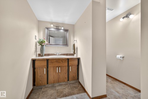 11727 27 Avenue Nw, Edmonton, AB - Indoor