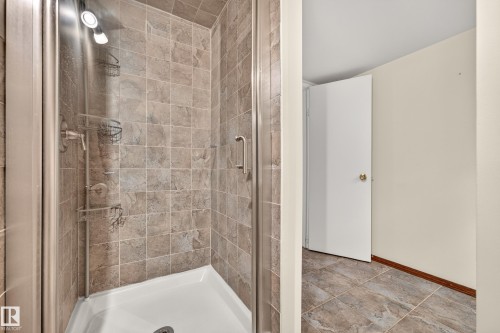 11727 27 Avenue Nw, Edmonton, AB 