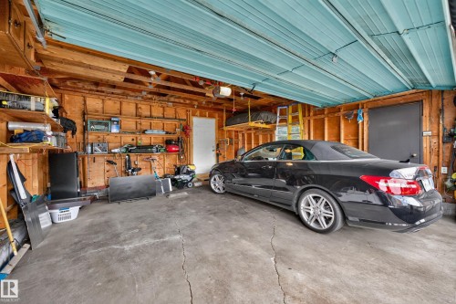 11727 27 Avenue Nw, Edmonton, AB - Indoor Photo Showing Garage