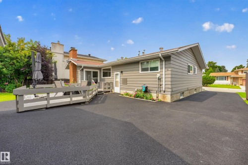 11727 27 Avenue Nw, Edmonton, AB - Outdoor