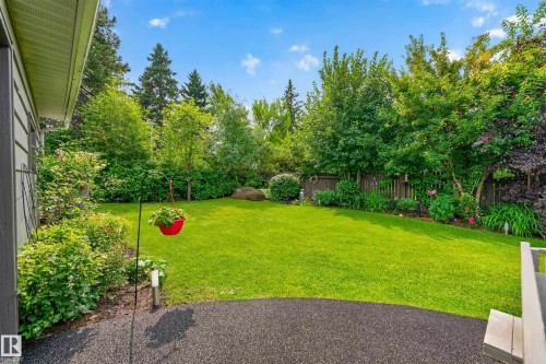 11727 27 Avenue Nw, Edmonton, AB - Outdoor