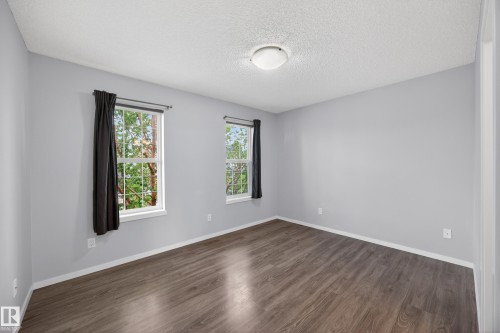 3634 12 Street Nw, Edmonton, AB - Indoor Photo Showing Other Room