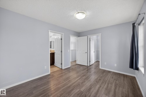 3634 12 Street Nw, Edmonton, AB - Indoor Photo Showing Other Room