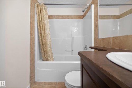 3634 12 Street Nw, Edmonton, AB - Indoor Photo Showing Bathroom