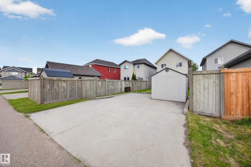 3634 12 Street Nw, Edmonton, AB - Outdoor