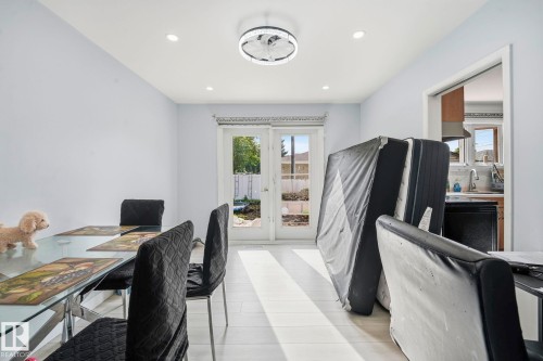 9302 165 Street Nw, Edmonton, AB - Indoor Photo Showing Office
