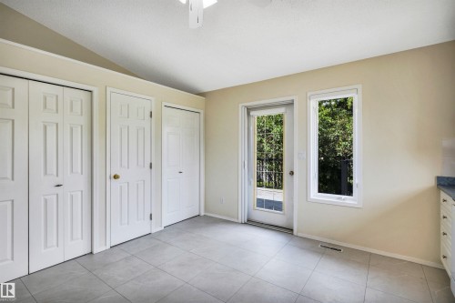 20 Highland Crescent, St. Albert, AB - Indoor Photo Showing Other Room