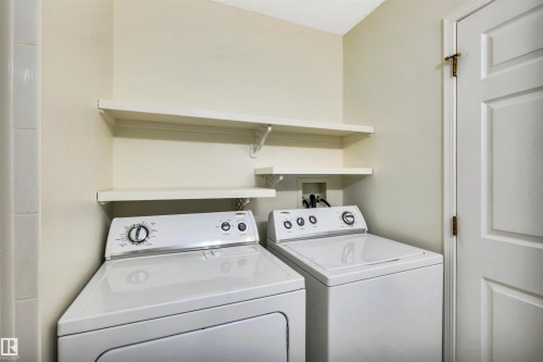 20 Highland Crescent, St. Albert, AB - Indoor Photo Showing Laundry Room