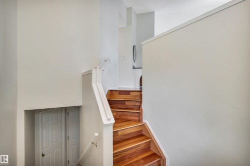 20 Highland Crescent, St. Albert, AB - Indoor Photo Showing Other Room