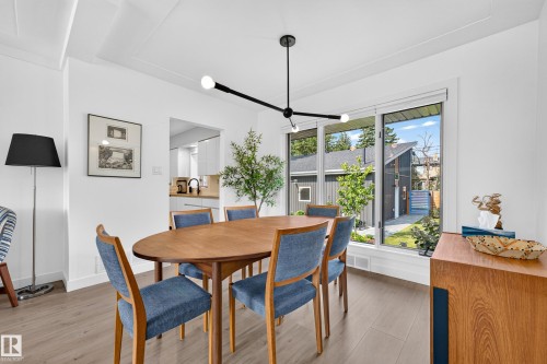 7828 119 Street Nw, Edmonton, AB - Indoor Photo Showing Dining Room