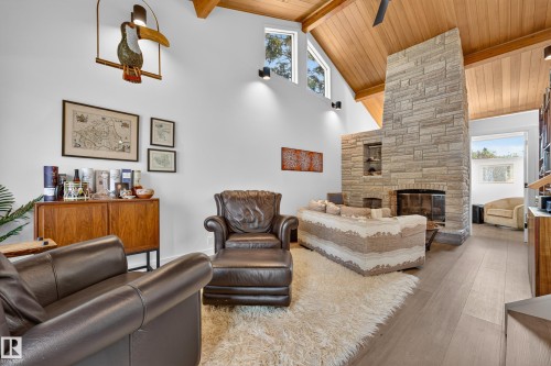 7828 119 Street Nw, Edmonton, AB - Indoor Photo Showing Living Room With Fireplace