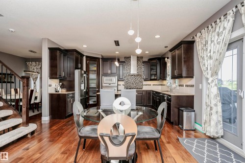 15848 13 Avenue Sw, Edmonton, AB - Indoor Photo Showing Dining Room