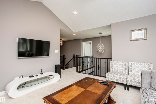 15848 13 Avenue Sw, Edmonton, AB - Indoor Photo Showing Other Room