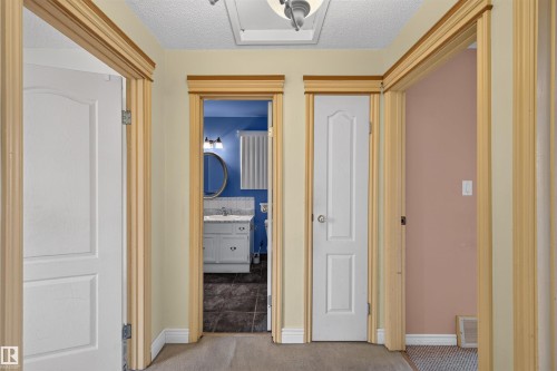 6348 34A Avenue Nw, Edmonton, AB - Indoor Photo Showing Other Room