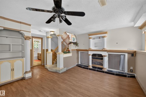 6348 34A Avenue Nw, Edmonton, AB - Indoor Photo Showing Other Room