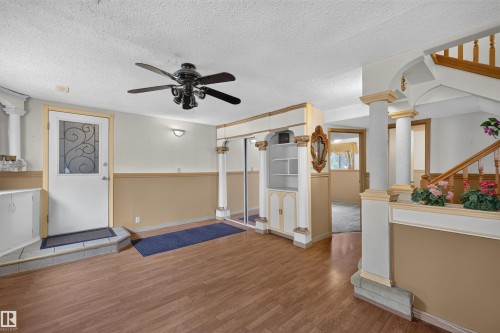 6348 34A Avenue Nw, Edmonton, AB - Indoor Photo Showing Other Room