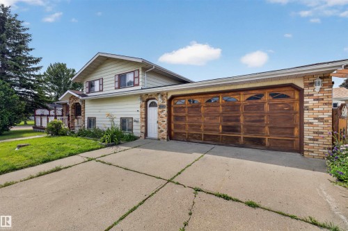 6348 34A Avenue Nw, Edmonton, AB - Outdoor