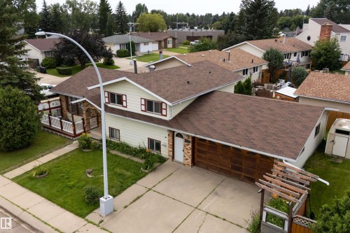 6348 34A Avenue Nw, Edmonton, AB - Outdoor