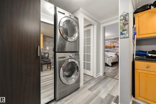 13 The Parkway Northwest, Edmonton, AB - Indoor Photo Showing Laundry Room