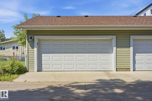 10245 152 Street Nw, Edmonton, AB - Outdoor