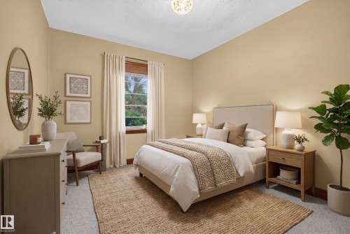 10424 76 Avenue Nw, Edmonton, AB - Indoor Photo Showing Bedroom
