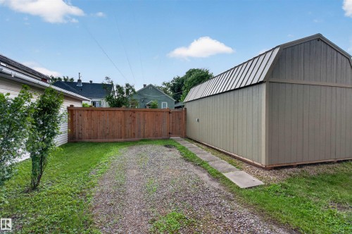 10424 76 Avenue Nw, Edmonton, AB - Outdoor