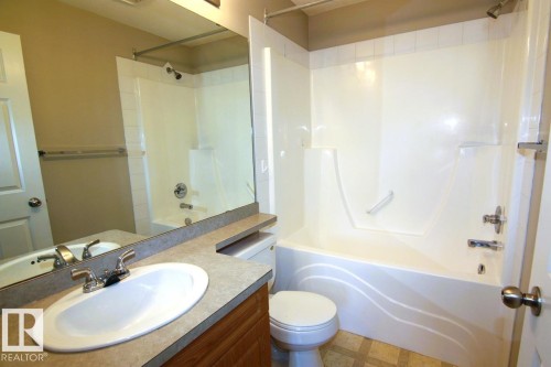 #404 9945 167 St Nw, Edmonton, AB - Indoor Photo Showing Bathroom
