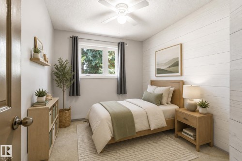 7704 152B Avenue Nw, Edmonton, AB - Indoor Photo Showing Bedroom