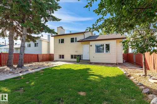 7704 152B Avenue Nw, Edmonton, AB - Outdoor