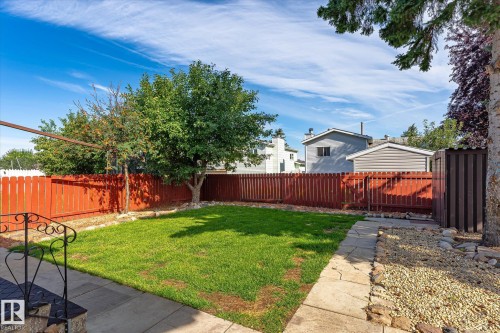 7704 152B Avenue Nw, Edmonton, AB - Outdoor