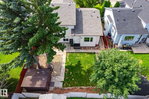 7704 152B Avenue Nw, Edmonton, AB - Outdoor