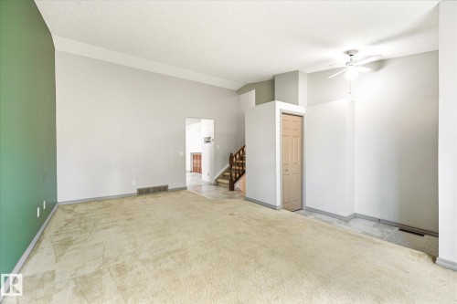 7704 152B Avenue Nw, Edmonton, AB - Indoor Photo Showing Other Room