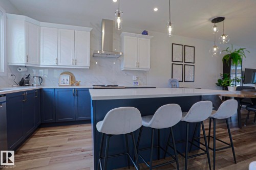 1921 Kroetsch Crescent Sw, Edmonton, AB - Indoor