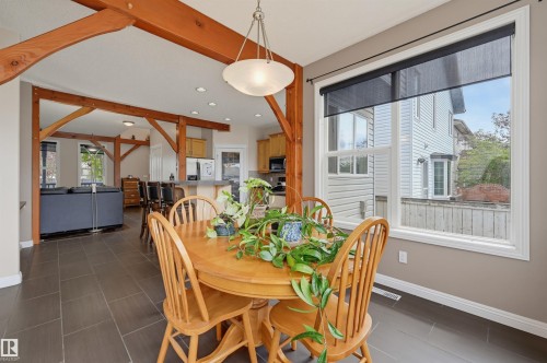 1846 Towne Centre Boulevard Nw, Edmonton, AB - Indoor Photo Showing Dining Room