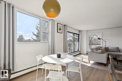 #401 10545 Saskatchewan Dr Nw, Edmonton, AB - Indoor Photo Showing Dining Room