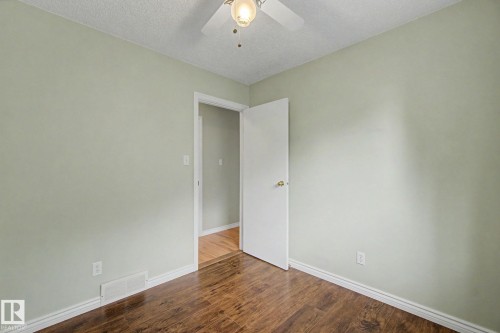 30 Matthew Road, Spruce Grove, AB - Indoor Photo Showing Other Room
