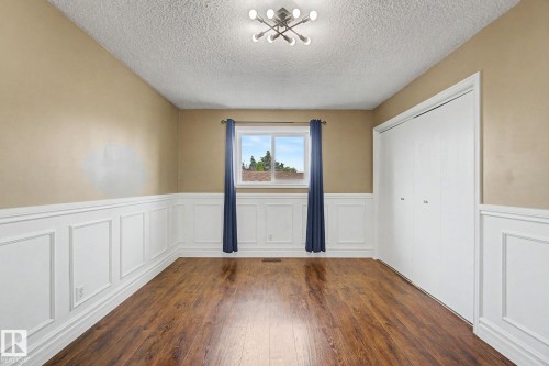 30 Matthew Road, Spruce Grove, AB - Indoor Photo Showing Other Room