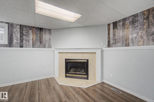 30 Matthew Road, Spruce Grove, AB - Indoor With Fireplace