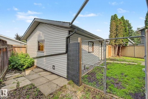 30 Matthew Road, Spruce Grove, AB - Outdoor With Exterior