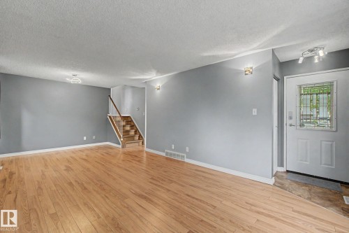 30 Matthew Road, Spruce Grove, AB - Indoor Photo Showing Other Room