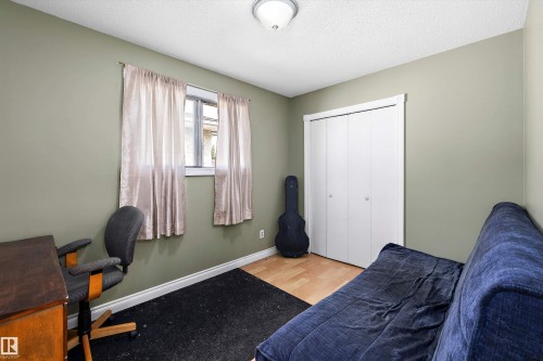 3511 73 Street Nw, Edmonton, AB 