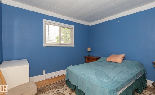 9623 110A Avenue Nw, Edmonton, AB - Indoor Photo Showing Bedroom