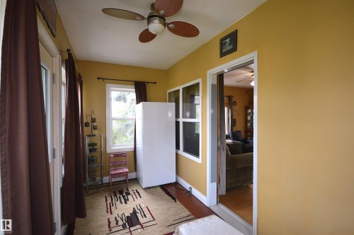 4802 50 Street, Glendon, AB - Indoor Photo Showing Other Room