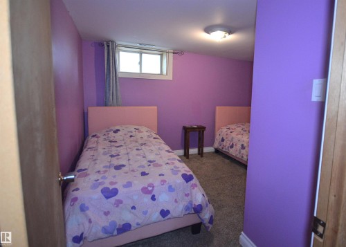 4802 50 Street, Glendon, AB - Indoor Photo Showing Bedroom