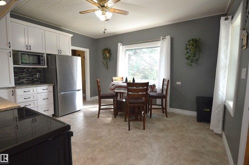 4802 50 Street, Glendon, AB - Indoor