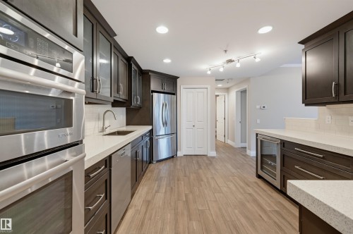#108 11650 79 Av Nw, Edmonton, AB - Indoor Photo Showing Kitchen With Upgraded Kitchen