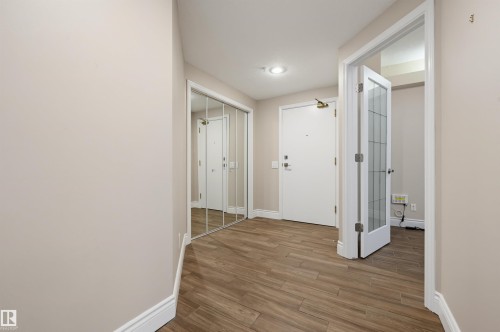 #108 11650 79 Av Nw, Edmonton, AB - Indoor Photo Showing Other Room